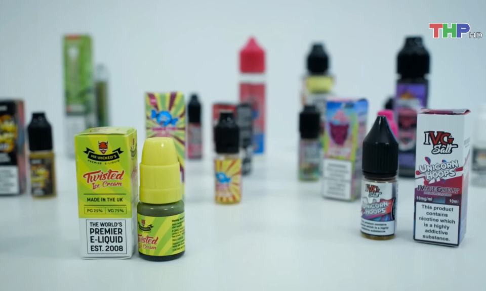 Cấm thuốc l&aacute; điện tử từ năm 2025