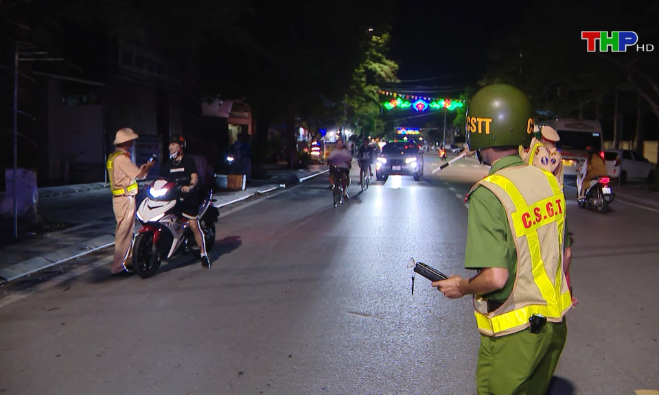 Duy tr&igrave; xử l&yacute; vi phạm nồng độ cồn