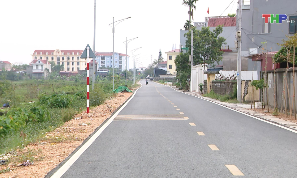 Ho&agrave;n thiện hệ thống hạ tầng giao th&ocirc;ng n&ocirc;ng th&ocirc;n