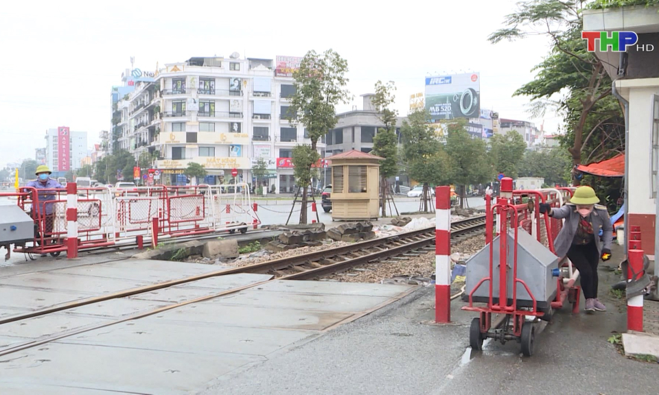 Bảo đảm an to&agrave;n giao th&ocirc;ng dịp Tết