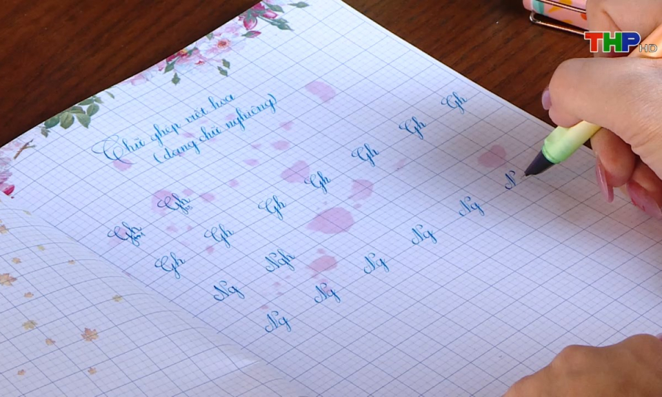 Măng non đất Cảng: Viết chữ đẹp (Phần 20)