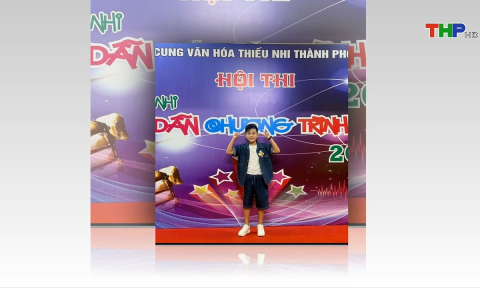 Măng non đất Cảng: MC nh&iacute;