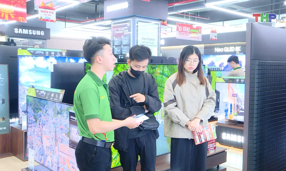 Bảo đảm nguồn h&agrave;ng h&oacute;a phục vụ thị trường