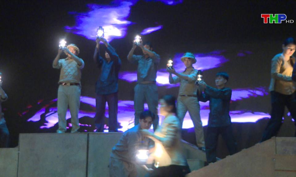 Vở kịch n&oacute;i &ldquo;Nhiệm vụ ho&agrave;n th&agrave;nh&rdquo;