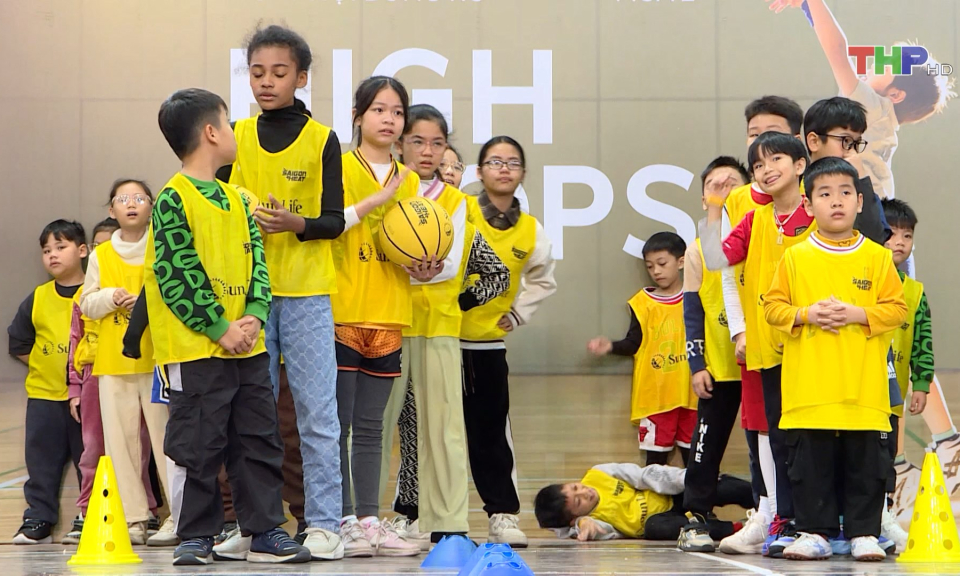 Ng&agrave;y hội b&oacute;ng rổ High Hoops