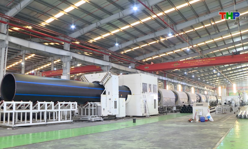 Bản tin tiếng Anh (16/12/2024)