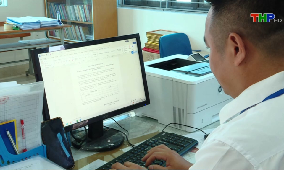 Cải c&aacute;ch h&agrave;nh ch&iacute;nh: Ứng dụng C&ocirc;ng nghệ th&ocirc;ng tin trong cải c&aacute;ch h&agrave;nh ch&iacute;nh: Th&agrave;nh tựu v&agrave; th&aacute;ch thức