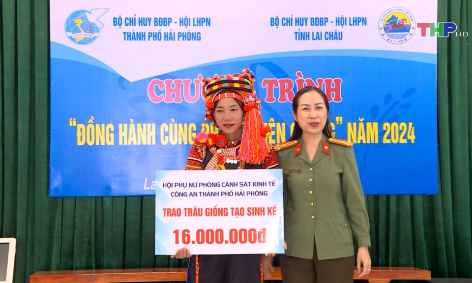 &ldquo;Thắm t&igrave;nh bi&ecirc;n cương - Chia sẻ y&ecirc;u thương&rdquo;