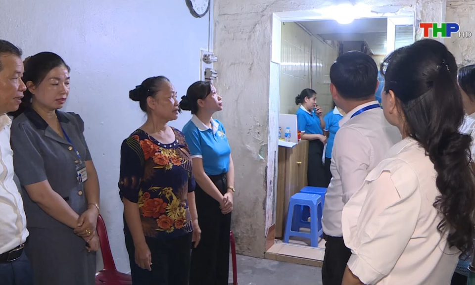 Phụ nữ Việt: Phụ nữ khẳng định vị thế l&agrave; động lực cho ph&aacute;t triển bền vững