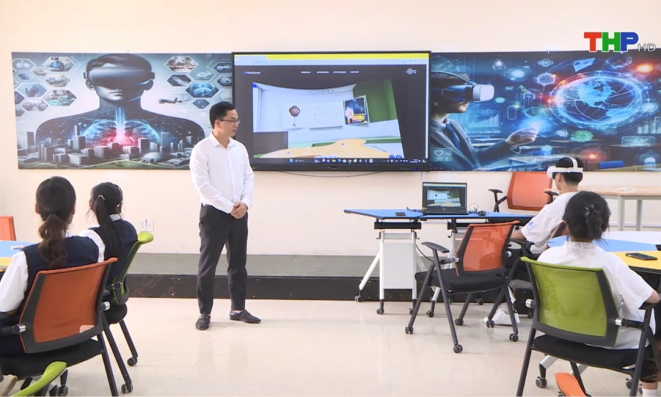 Gi&aacute;o dục v&agrave; đ&agrave;o tạo: Ph&aacute;t triển kỹ năng số cho học sinh