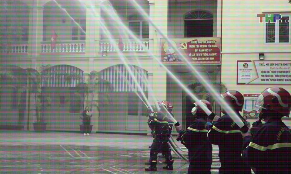 Tăng cường PCCC trong trường học