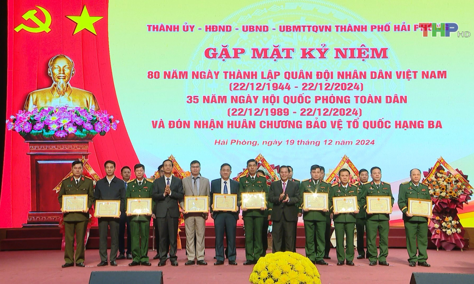 Gặp mặt kỷ niệm 80 năm Ng&agrave;y th&agrave;nh lập QĐND Việt Nam