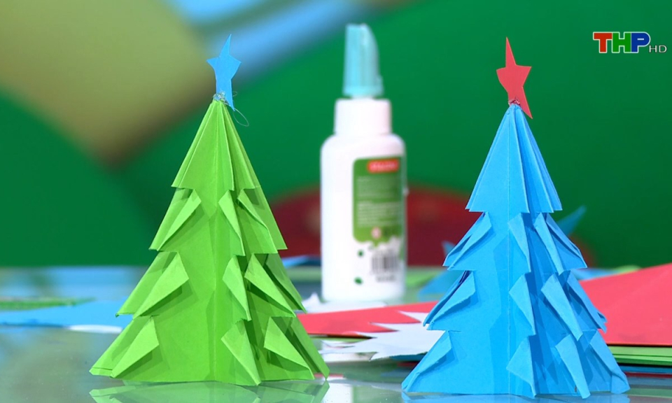 Măng non đất Cảng: Trang tr&iacute; Noel