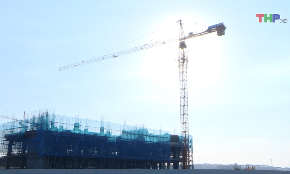 Ph&aacute;t triển bất động sản c&ocirc;ng nghiệp  