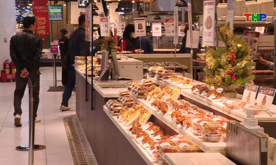 Ph&oacute;ng sự: Đảm bảo an to&agrave;n thực phẩm trong dịp Lễ, Tết