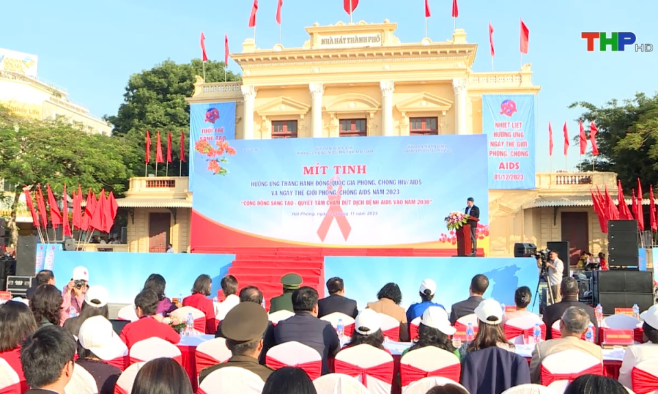 Ph&oacute;ng sự: N&acirc;ng cao kiến thức về HIV/AIDS cho học sinh, sinh vi&ecirc;n