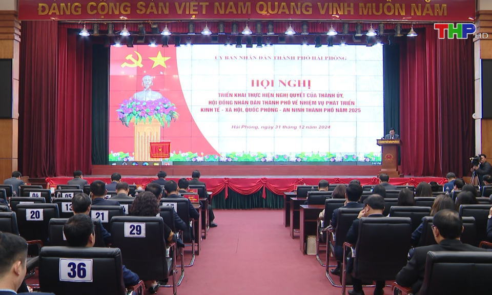 Triển khai thực hiện Nghị quyết của Th&agrave;nh ủy, HĐND th&agrave;nh phố 