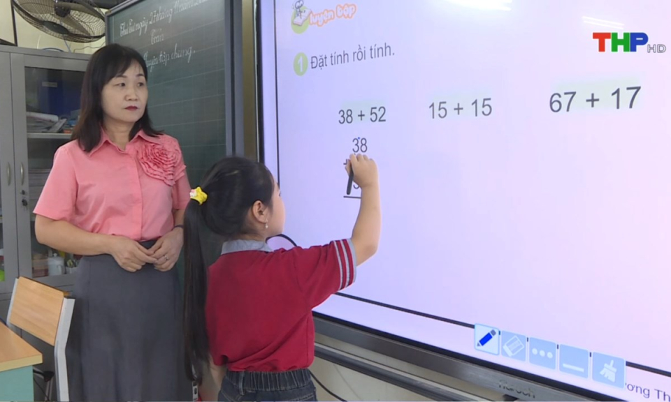 Điểm nhấn 365: Thiết thực triển khai gi&aacute;o dục kỹ năng c&ocirc;ng d&acirc;n số bậc tiểu học