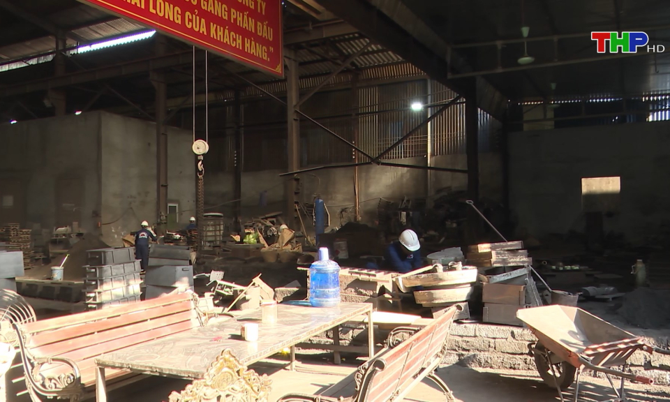 Để người lao động an t&acirc;m gắn b&oacute;  