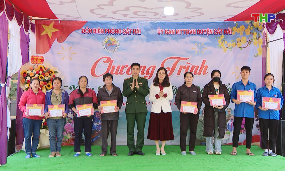 Xu&acirc;n Bi&ecirc;n ph&ograve;ng ấm l&ograve;ng d&acirc;n biển 