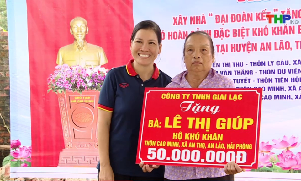 Học tập v&agrave; l&agrave;m theo tư tưởng, đạo đức, phong c&aacute;ch Hồ Ch&iacute; Minh: Học tập B&aacute;c về chăm lo đời sống cho nh&acirc;n d&acirc;n