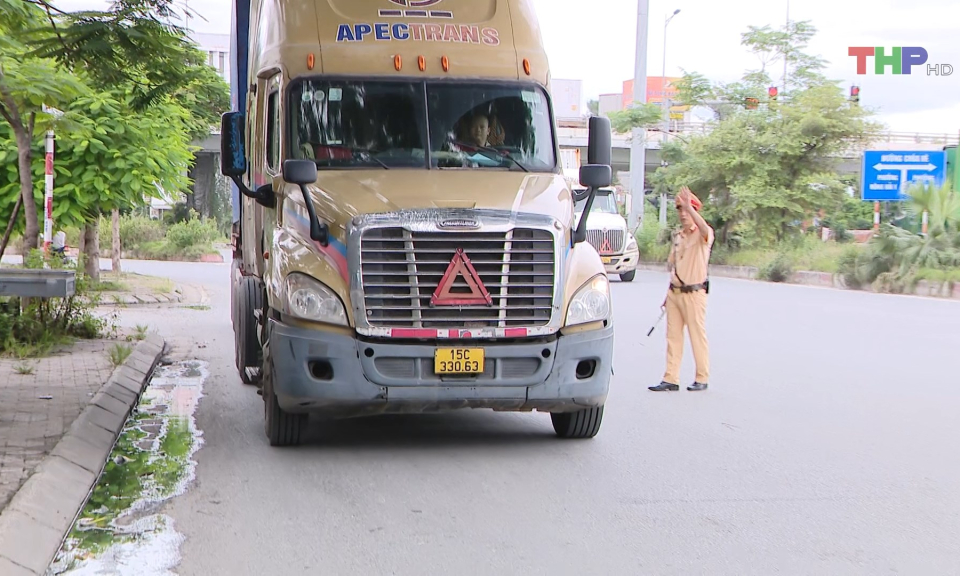 Tập trung xử l&yacute; vi phạm tải trọng  