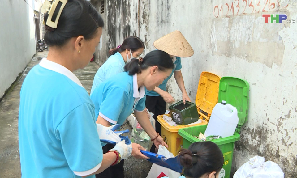 Th&aacute;o gỡ kh&oacute; khăn trong ph&acirc;n loại r&aacute;c tại nguồn