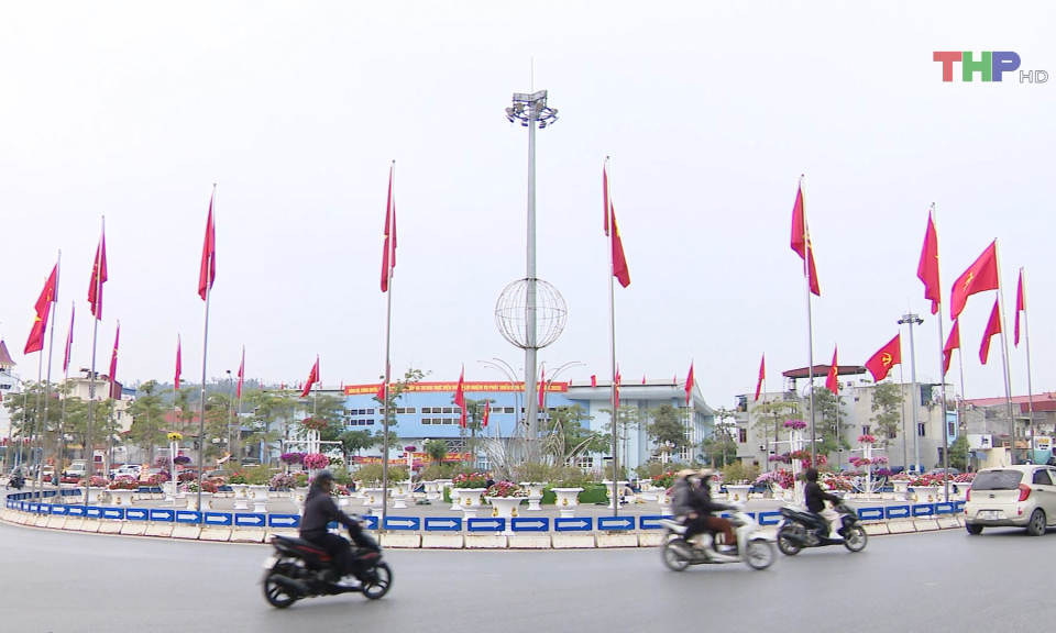 Chỉnh trang đ&ocirc; thị đ&oacute;n Tết