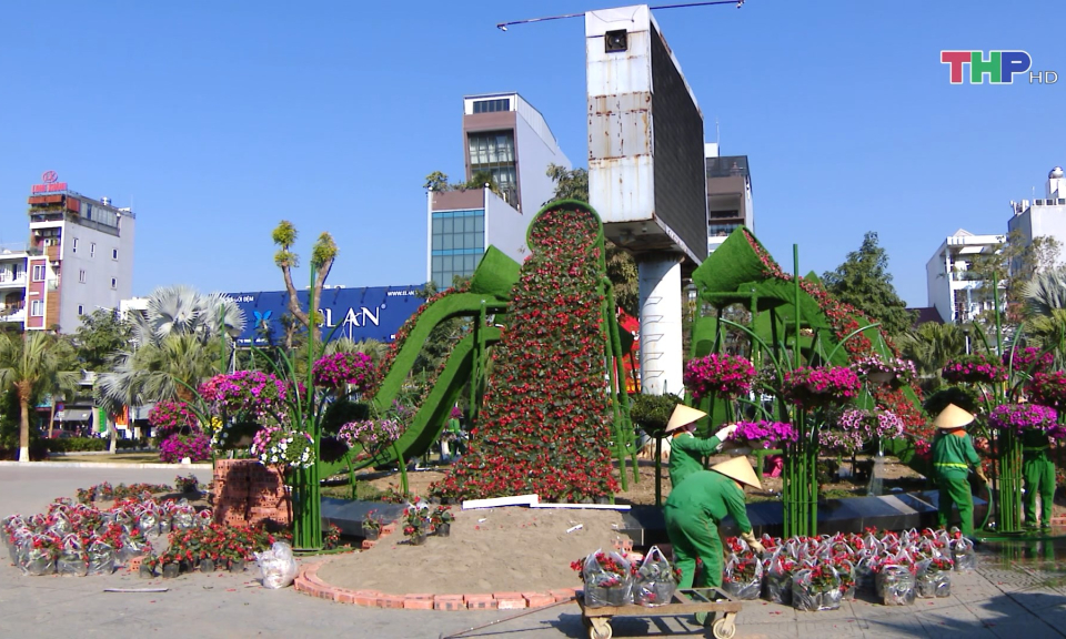 Trang tr&iacute; hoa xu&acirc;n ho&agrave;n th&agrave;nh trước 23 Th&aacute;ng Chạp 