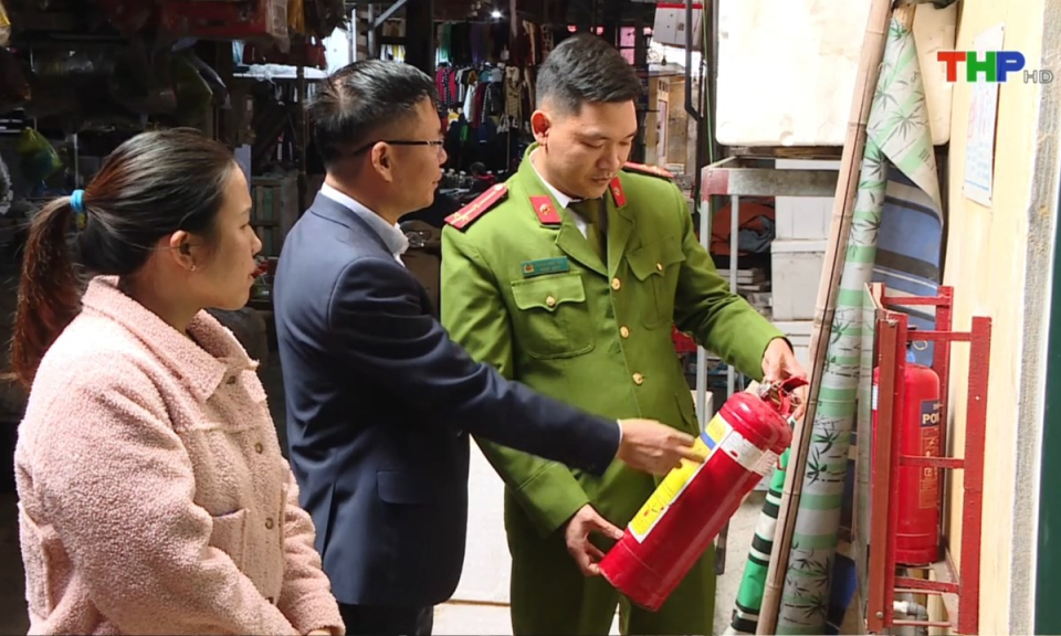 Ph&ograve;ng ch&aacute;y chữa ch&aacute;y v&agrave; cứu nạn cứu hộ: Th&aacute;o gỡ vướng mắc, kh&oacute; khăn về c&ocirc;ng t&aacute;c ph&ograve;ng ch&aacute;y chữa ch&aacute;y