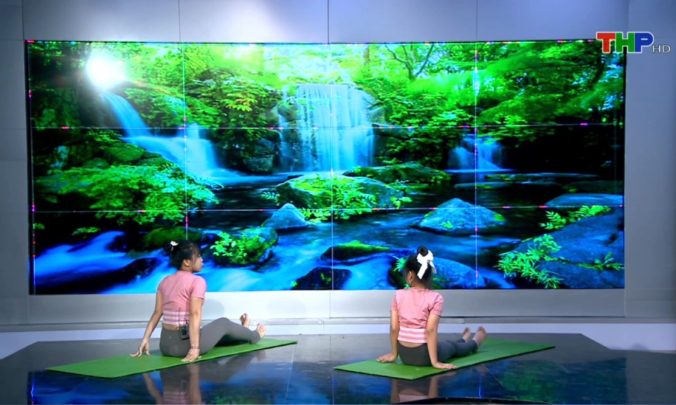 Vitamin tuổi hồng: Yoga: Tư thế đảo ngược