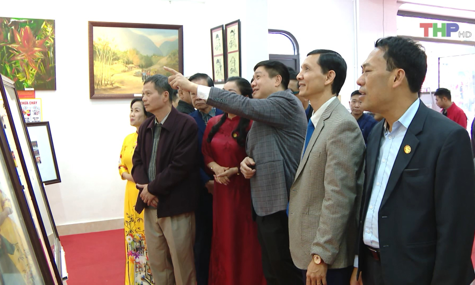 Trưng b&agrave;y mỹ thuật, ảnh nghệ thuật  