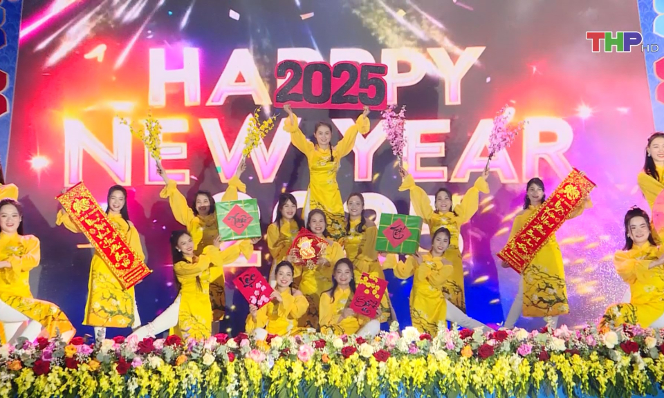 Chợ Tết C&ocirc;ng đo&agrave;n 2025  