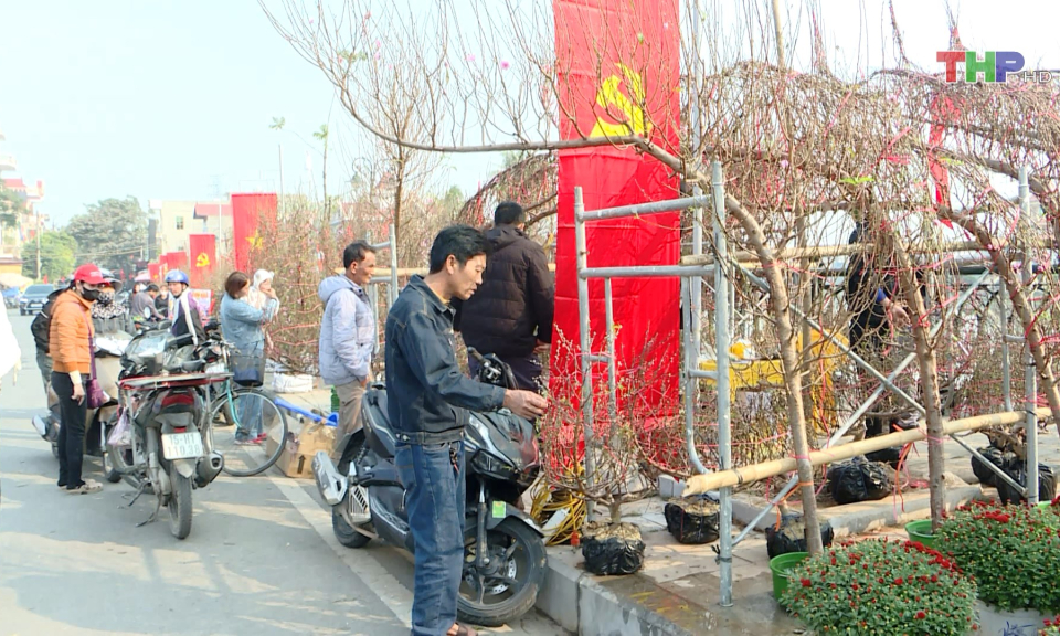 S&ocirc;i động thị trường hoa, c&acirc;y cảnh  