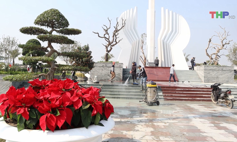 Chỉnh trang đ&ocirc; thị ch&agrave;o đ&oacute;n năm mới