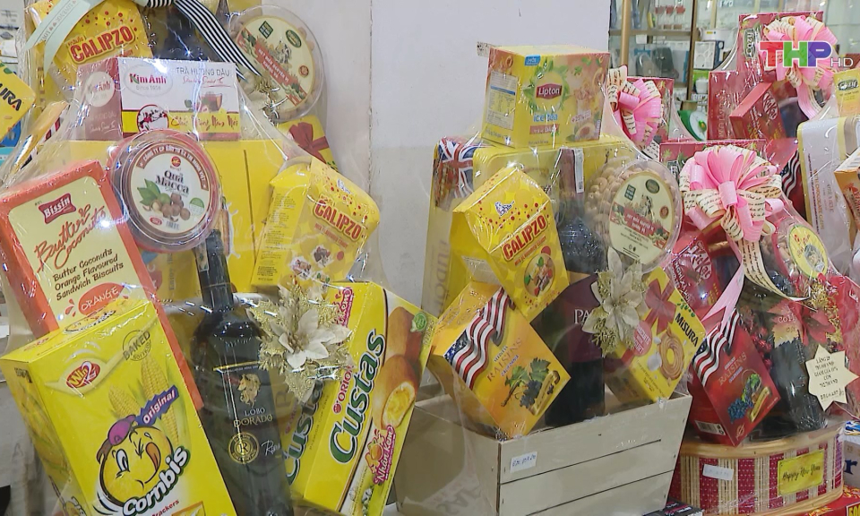 Thị trường giỏ qu&agrave; Tết