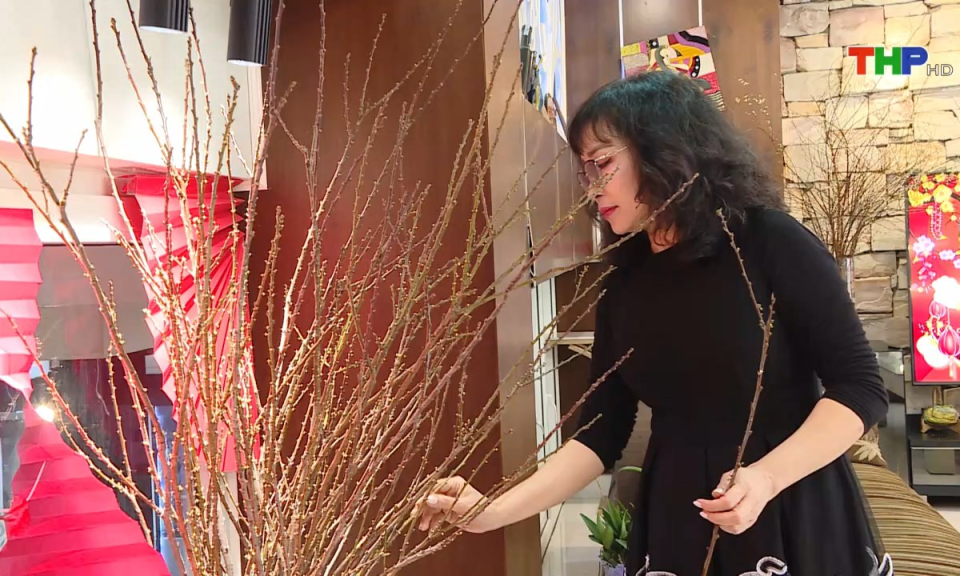 Phụ nữ Việt: Tết cổ truyền v&agrave; phụ nữ hiện đại