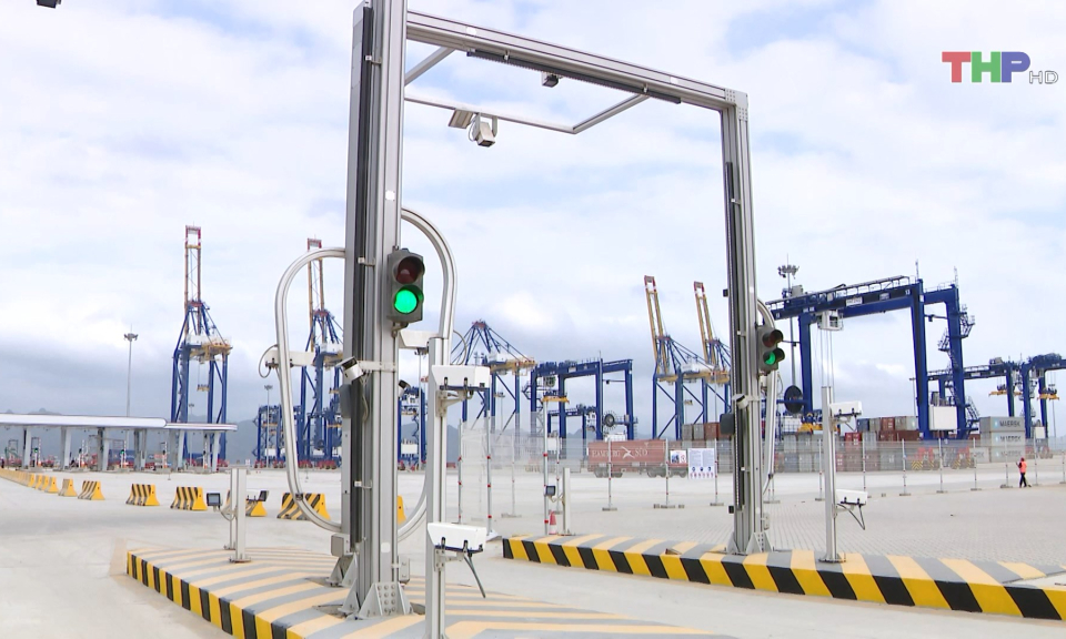 Thi c&ocirc;ng xuy&ecirc;n Tết c&aacute;c dự &aacute;n trọng điểm