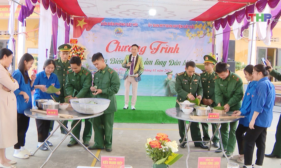 Xu&acirc;n bi&ecirc;n ph&ograve;ng gắn kết t&igrave;nh qu&acirc;n d&acirc;n