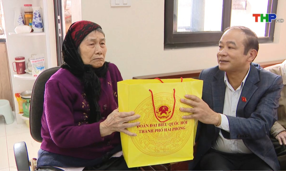 Đại biểu nh&acirc;n d&acirc;n với cử tri: Hải Ph&ograve;ng tạo ph&aacute;t triển đột ph&aacute; về an sinh x&atilde; hội