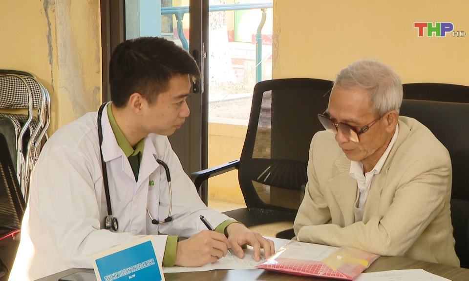 Chăm lo sức khỏe cho người d&acirc;n khu vực bi&ecirc;n giới biển