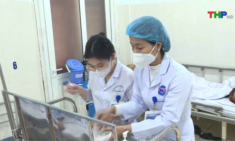 Y tế sức khỏe: Gia tăng bệnh nh&acirc;n mắc h&ocirc; hấp nhập viện