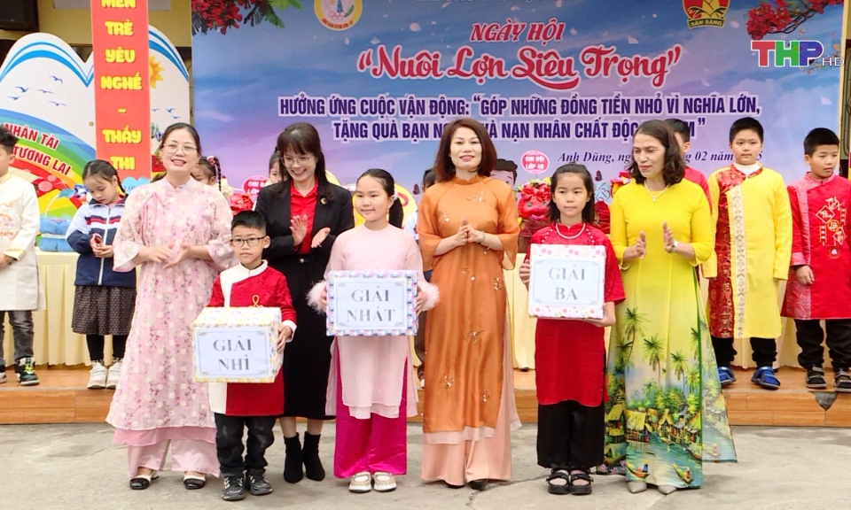 G&oacute;p đồng tiền nhỏ v&igrave; nghĩa t&igrave;nh lớn 