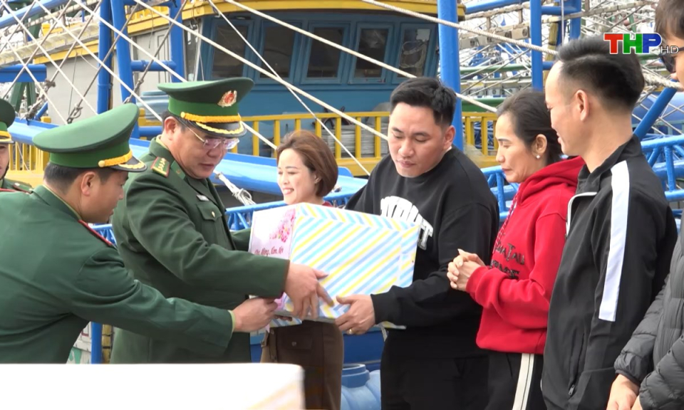 An ninh biển đảo: Chung sức x&acirc;y dựng nền bi&ecirc;n ph&ograve;ng to&agrave;n d&acirc;n vững mạnh