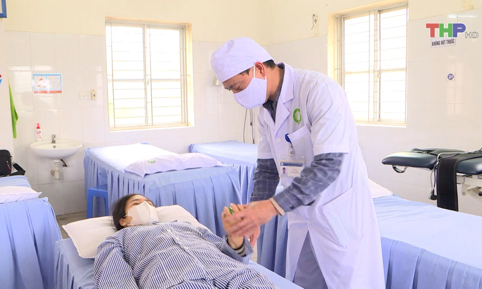 N&acirc;ng cao năng lực hệ thống y tế c&ocirc;ng lập