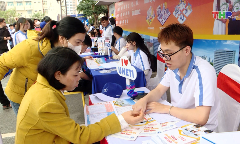 Ng&agrave;y hội Tư vấn tuyển sinh - hướng nghiệp