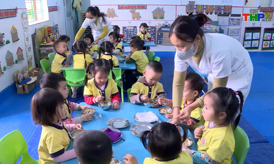 V&igrave; cộng đồng: N&acirc;ng cao chất lượng dinh dưỡng cho trẻ mầm non