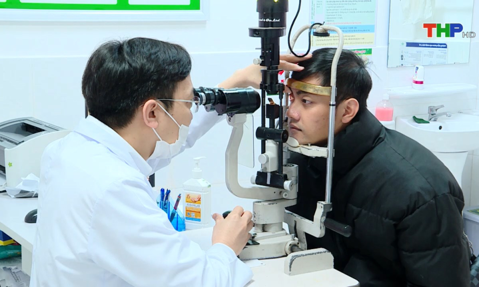 Y tế sức khỏe: Ứng dụng kỹ thuật mới trong phẫu thuật sụp m&iacute;