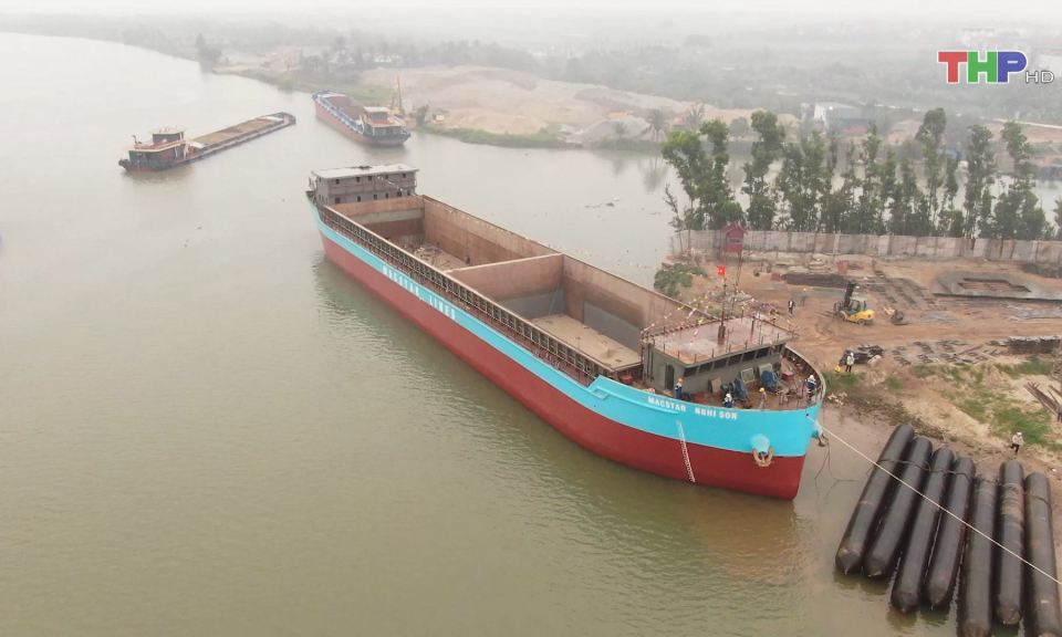 Ph&aacute;t triển vận tải đường thủy bền vững, hiệu quả