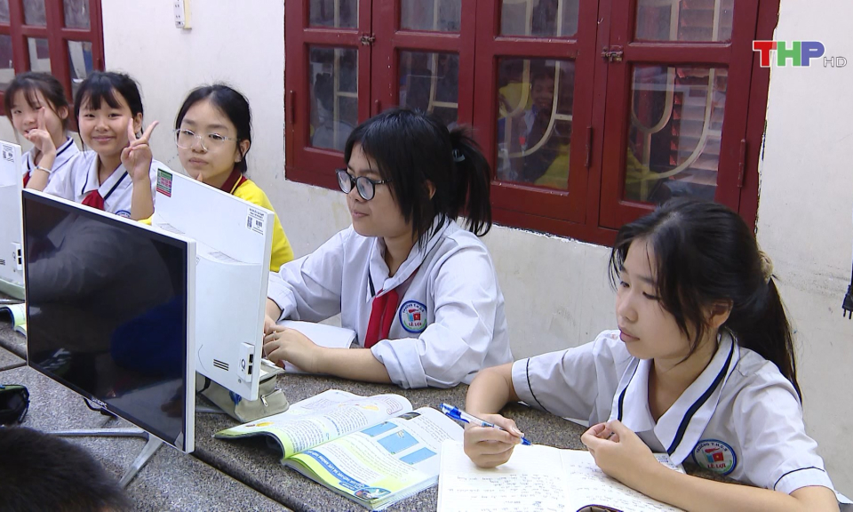 Khắc phục kh&oacute; khăn trong dạy v&agrave; học